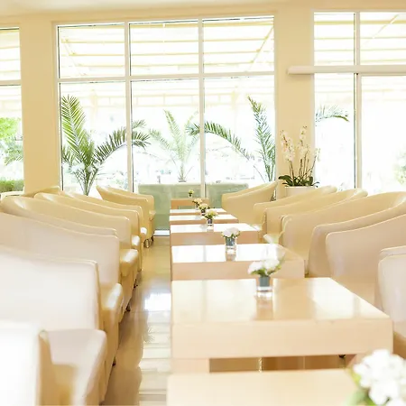 Hotel Wela Słoneczny Brzeg