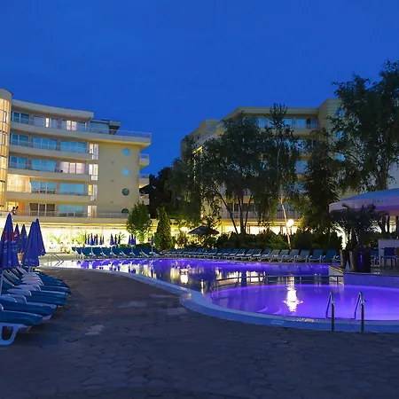 Отель Wela 4*